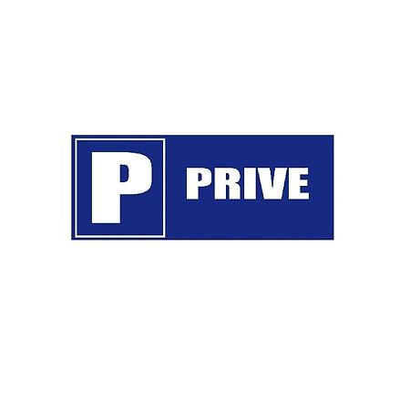 St-Quentin-En-Yvelines Plusieurs Appartements Avec Parking Trappes Esterno foto