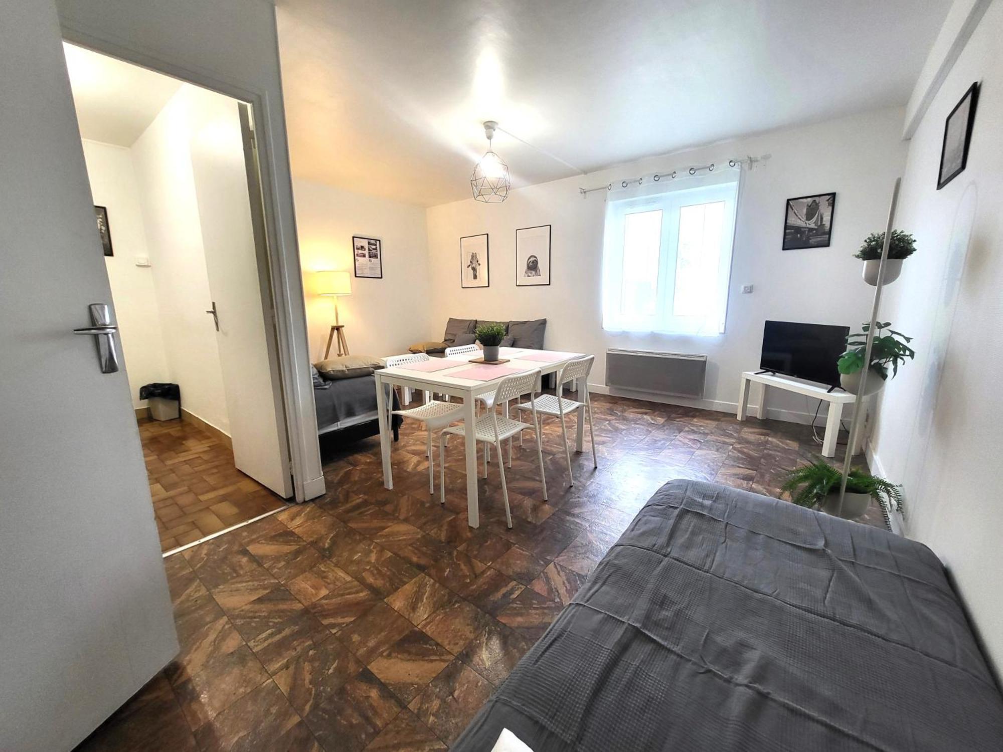 St-Quentin-En-Yvelines Plusieurs Appartements Avec Parking Trappes Esterno foto