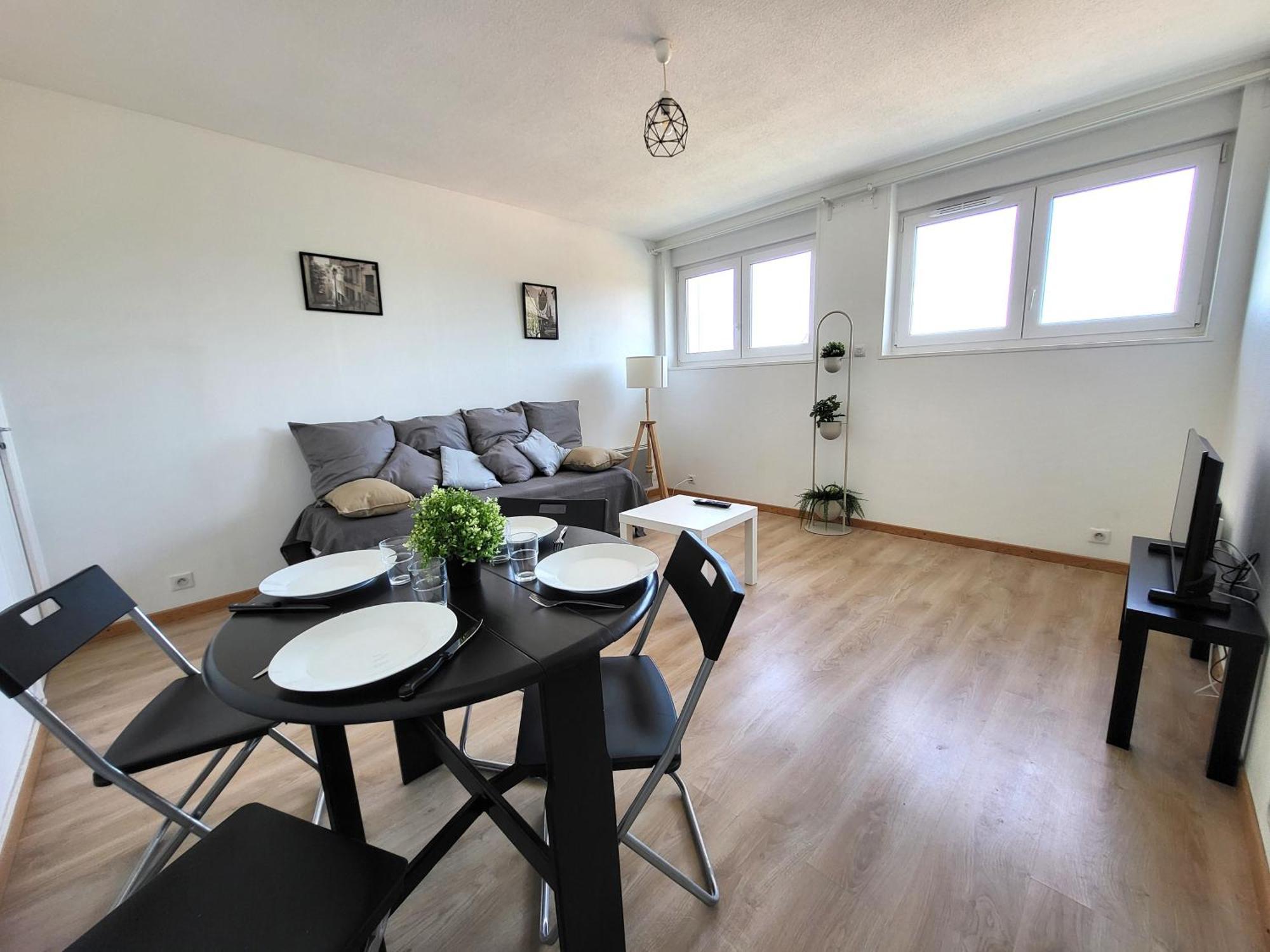 St-Quentin-En-Yvelines Plusieurs Appartements Avec Parking Trappes Camera foto