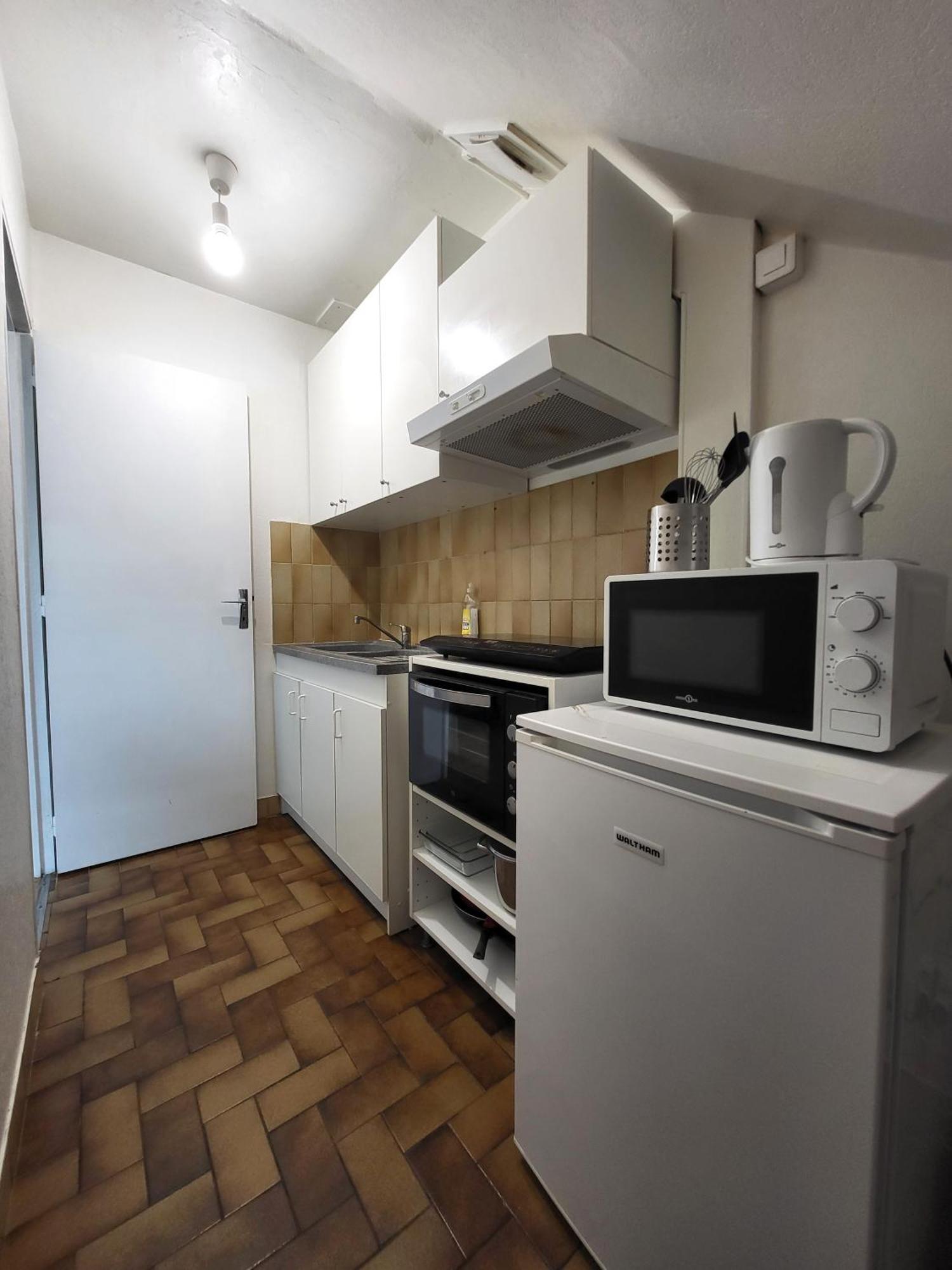 St-Quentin-En-Yvelines Plusieurs Appartements Avec Parking Trappes Esterno foto