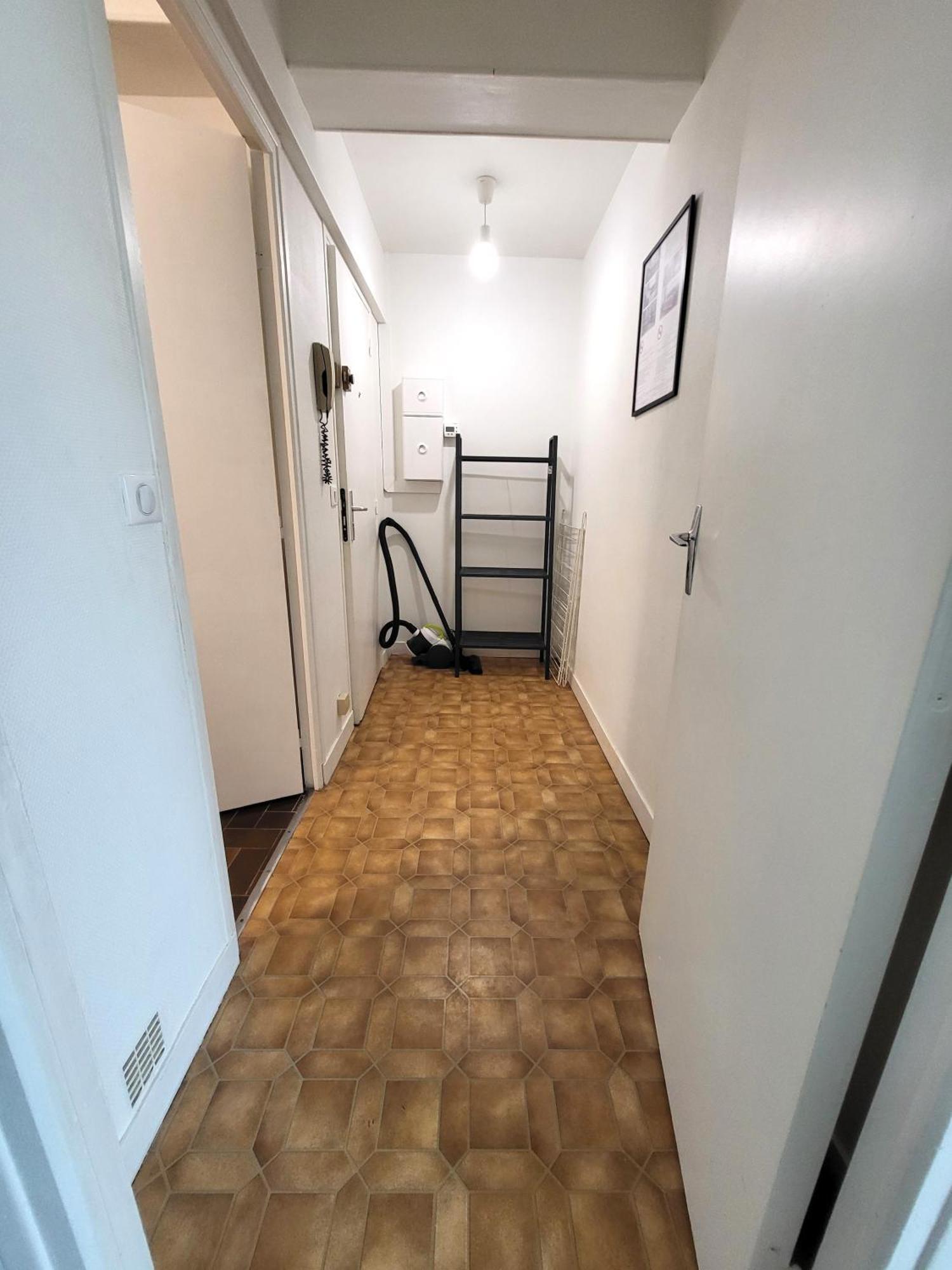 St-Quentin-En-Yvelines Plusieurs Appartements Avec Parking Trappes Esterno foto