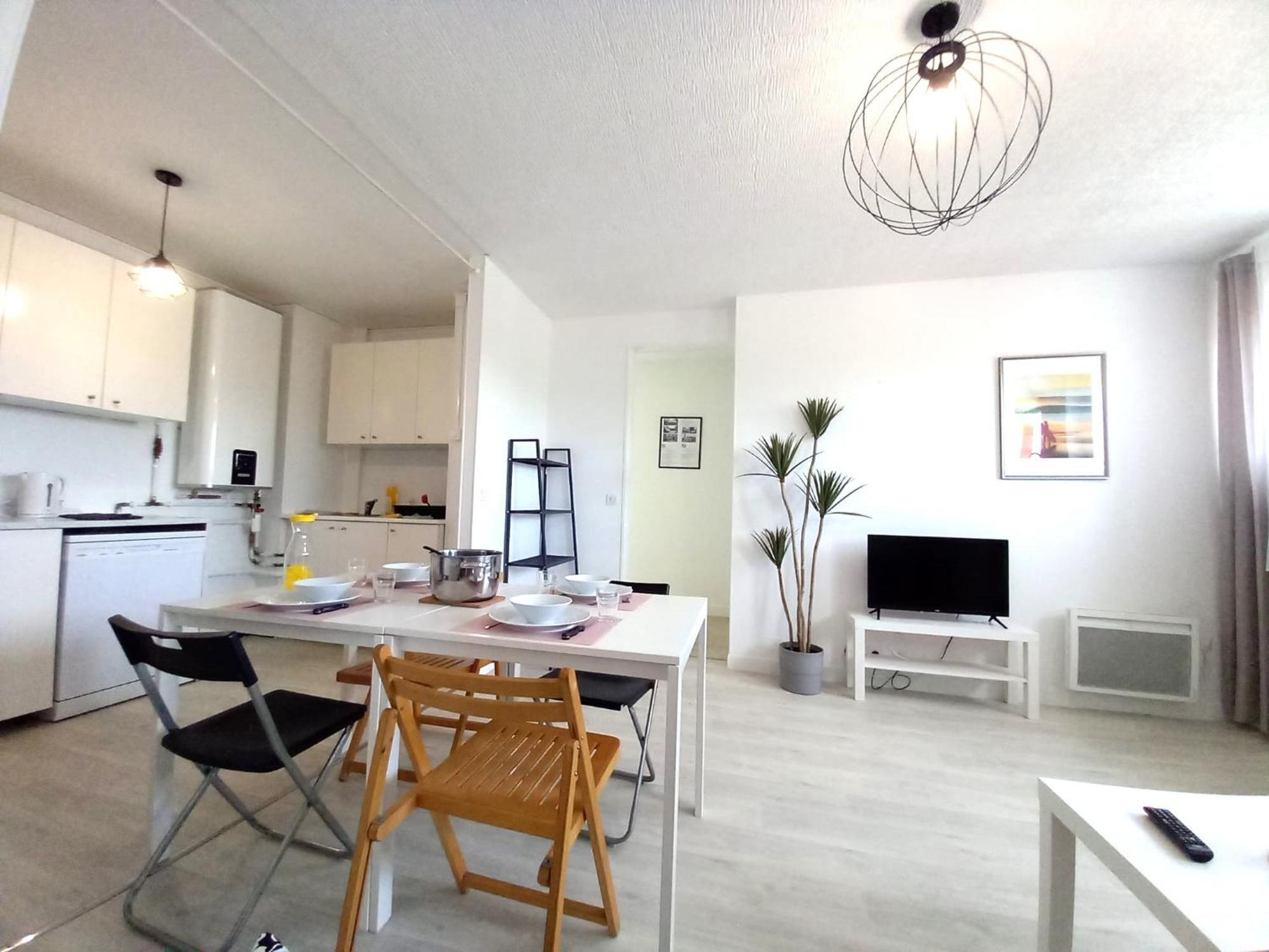 St-Quentin-En-Yvelines Plusieurs Appartements Avec Parking Trappes Camera foto